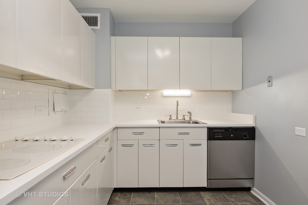 3600 N Lake Shore Drive - Photo 6