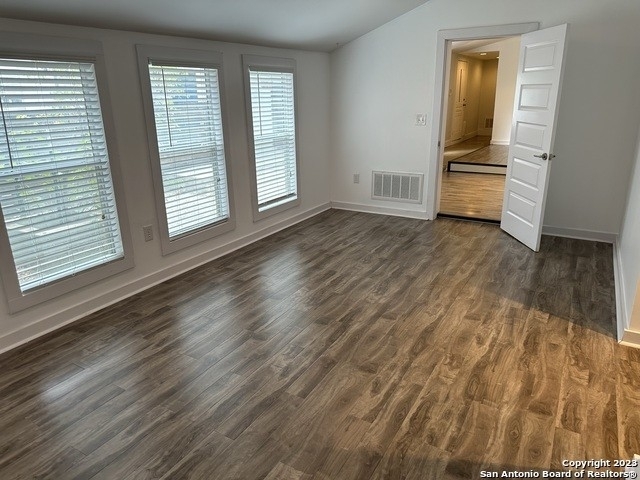 121 W Woodlawn Ave - Photo 15