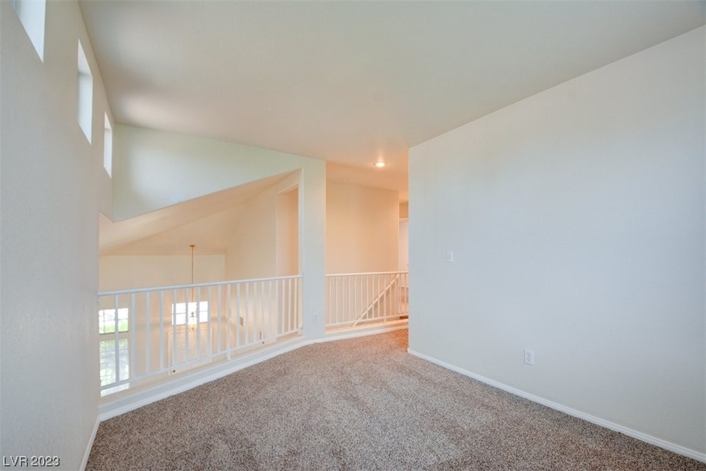 138 Sunburst Creek Avenue - Photo 6