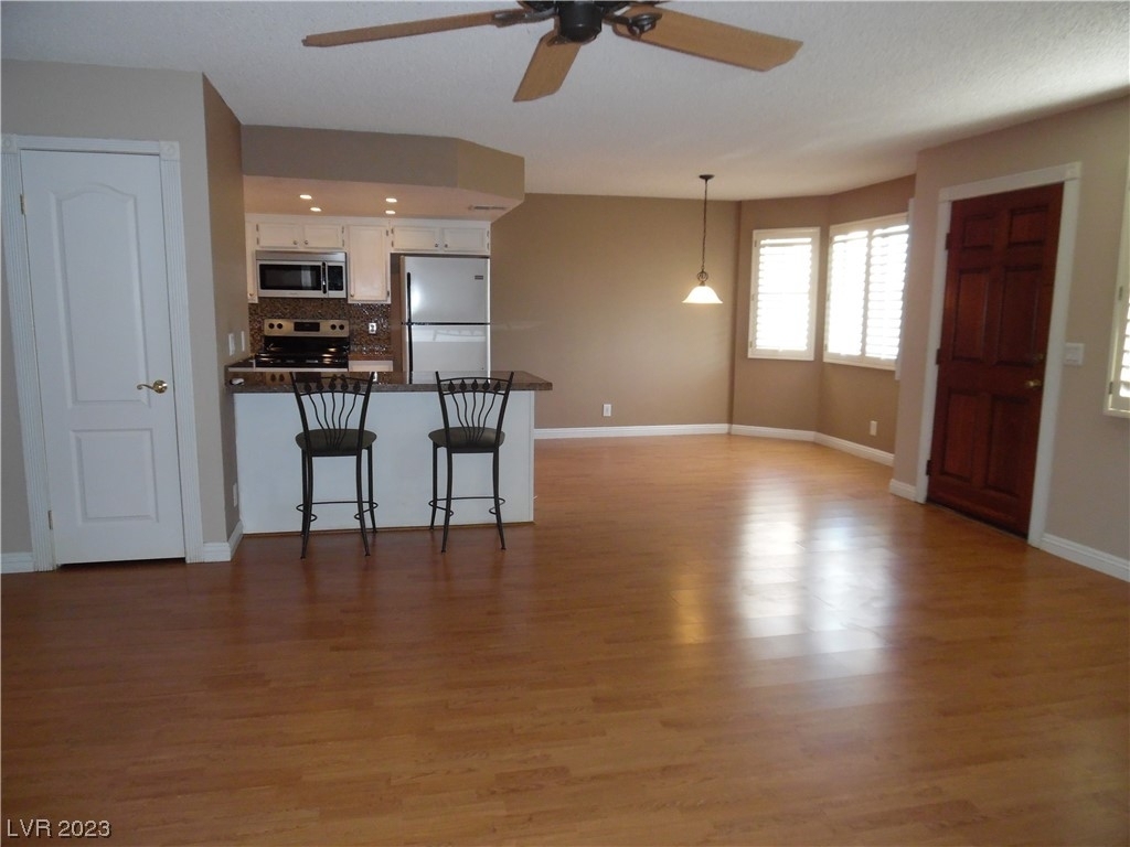 7909 Esterbrook Way - Photo 11