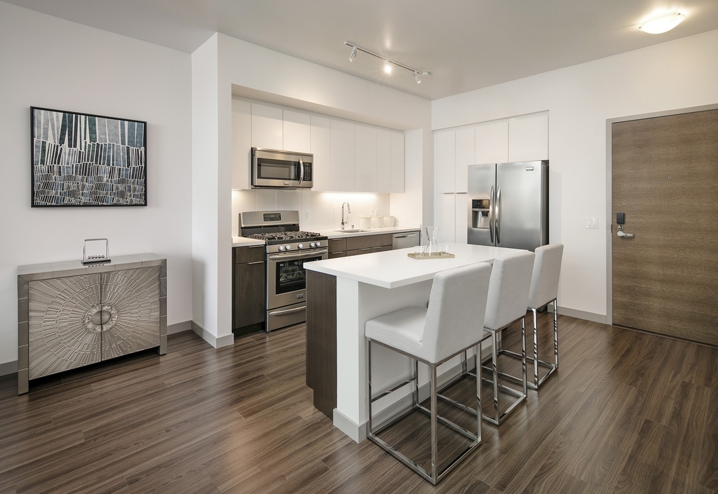 3033 Wilshire Blvd - Photo 7