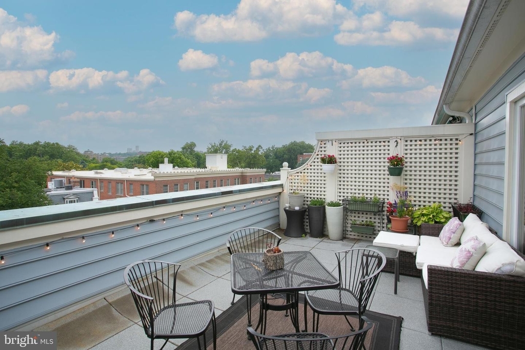 2405-1/2 20th St Nw #102 - Photo 34