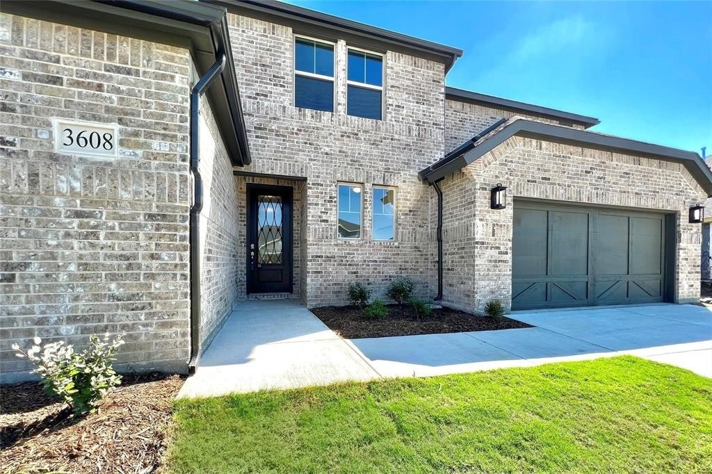 3608 Dickinson Bayou Court - Photo 1