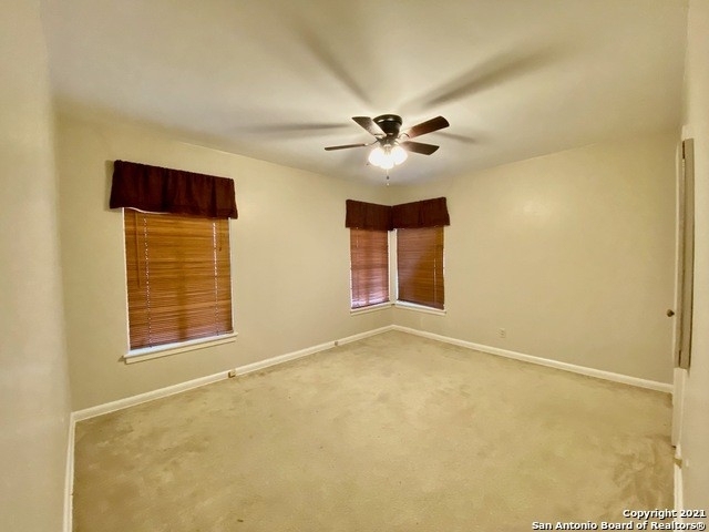 1004 Ivy Ln - Photo 15