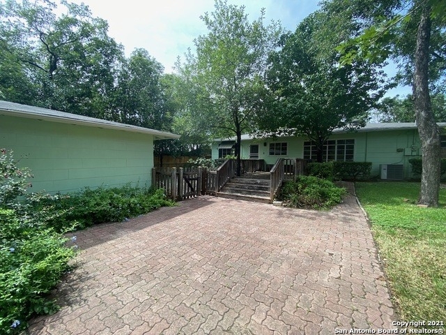 1004 Ivy Ln - Photo 24