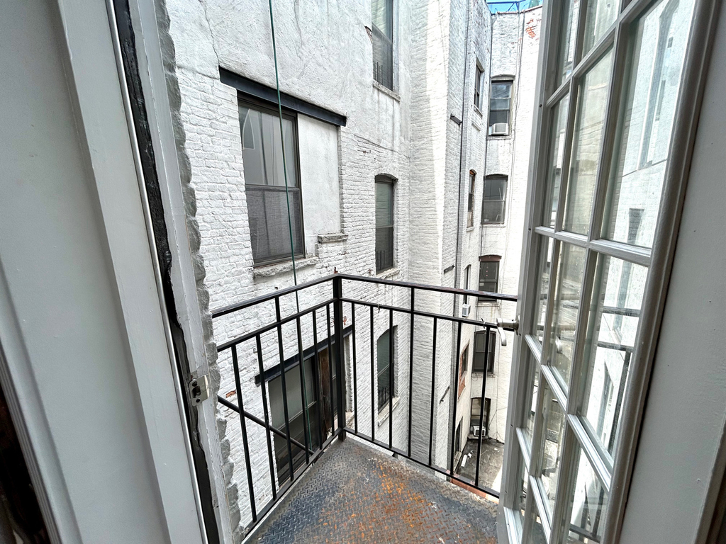 13th & 1st Ave - Photo 7