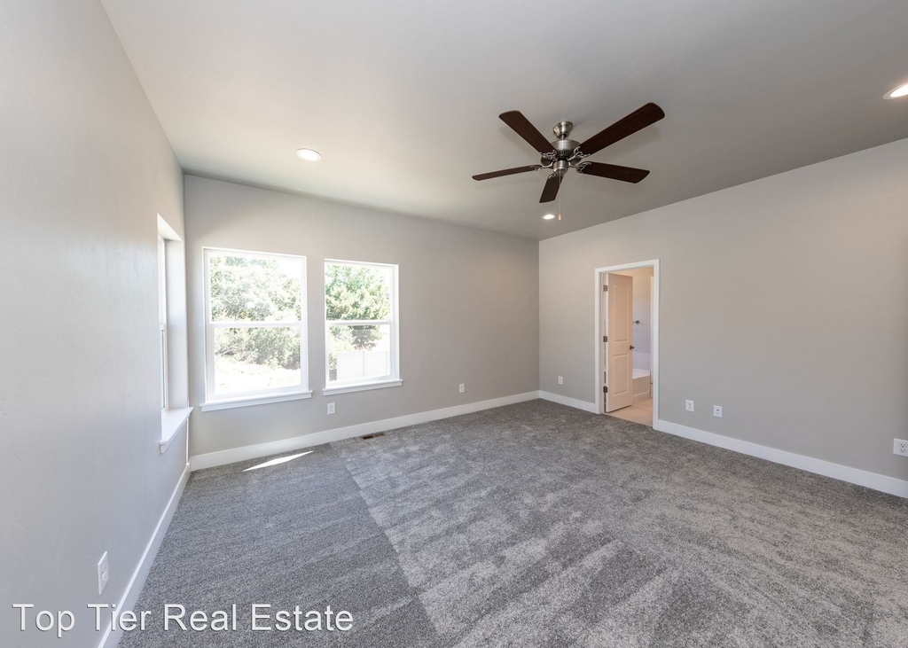 5389 Sky Top Lane - Photo 17