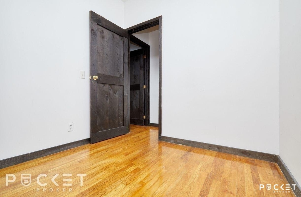 520 East 14th Street - Photo 7