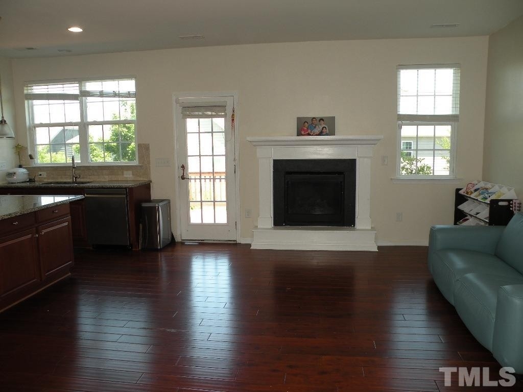 5724 Hurkett Court - Photo 2