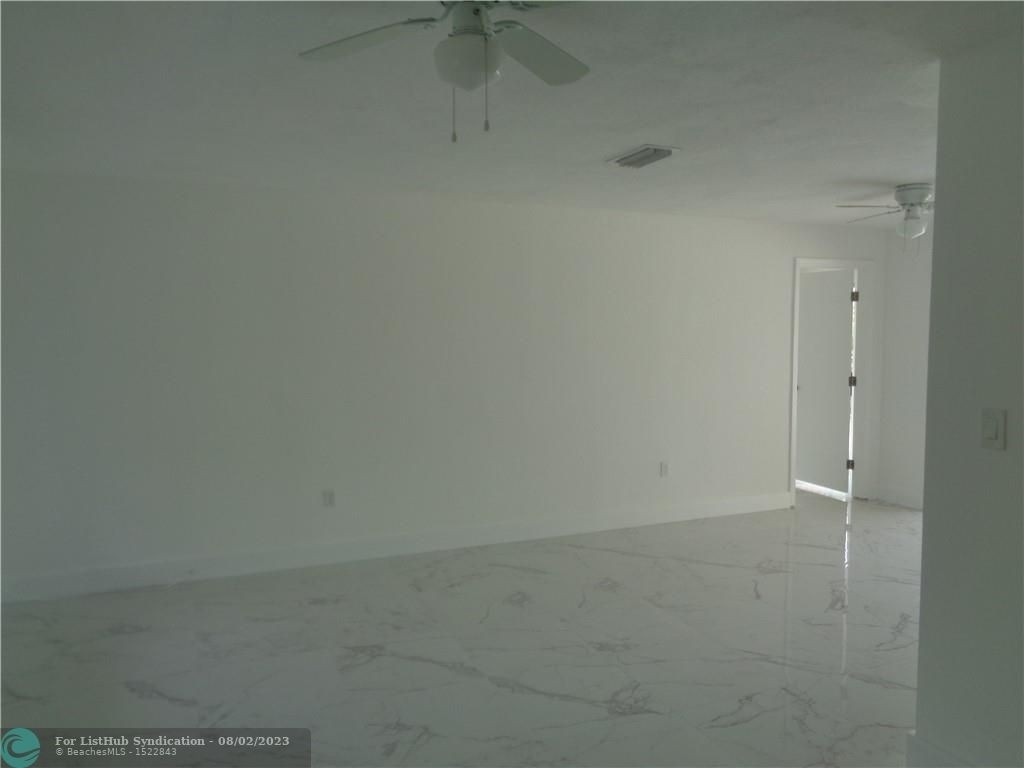 9661 Sunset Strip - Photo 9