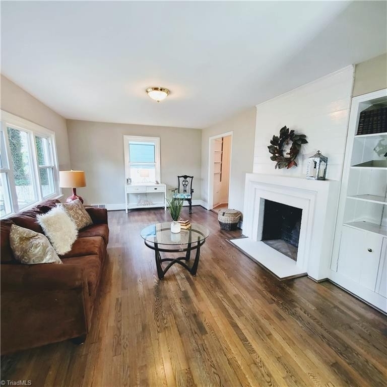 1324 Kenwood Street - Photo 7