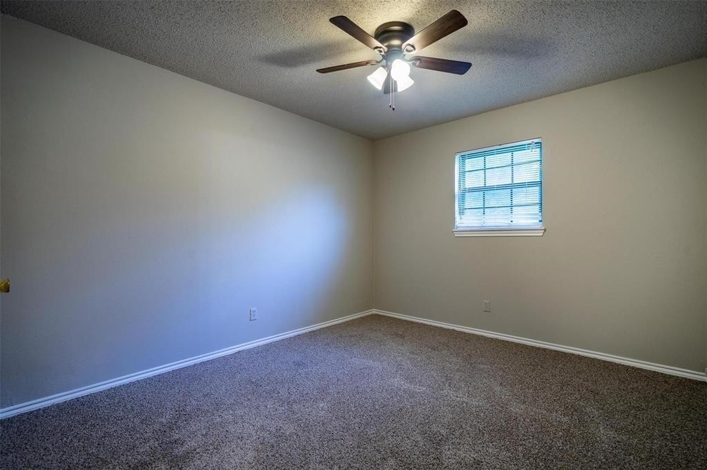 4212 Village Green Drive - Photo 23