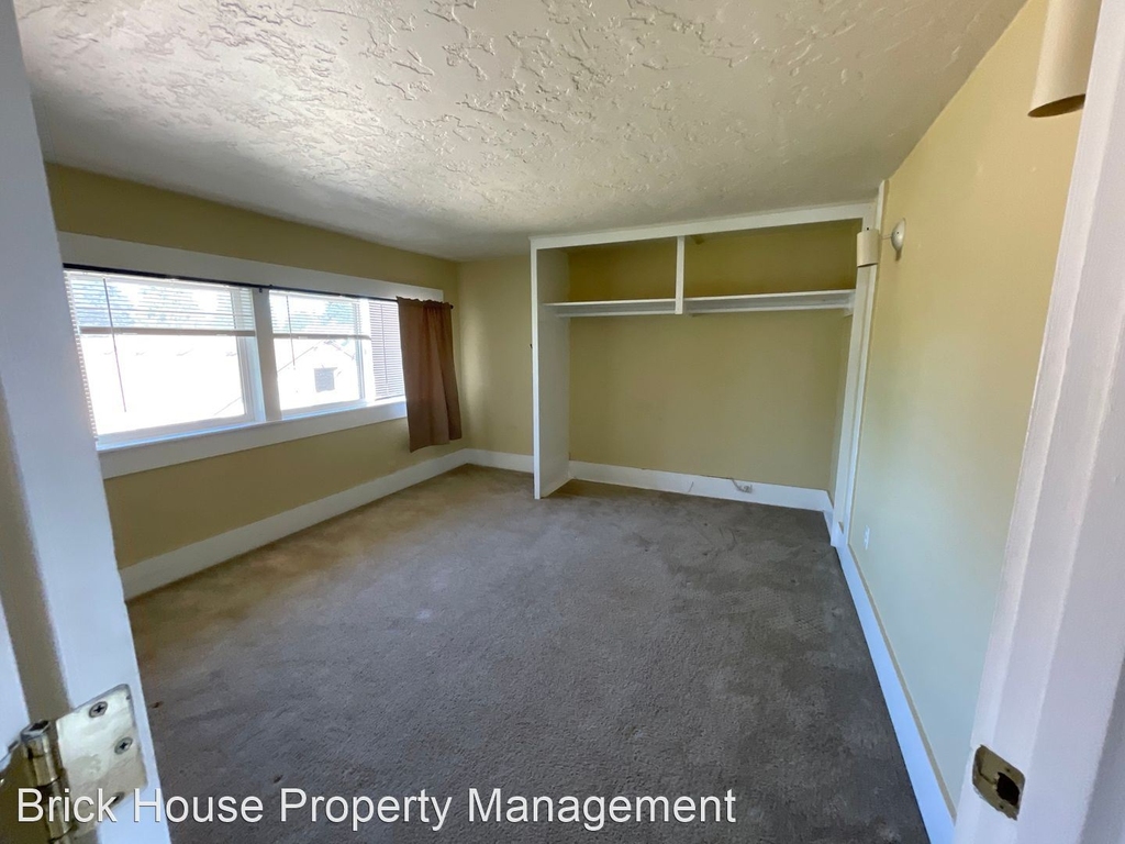 6138 Se Center - Photo 21