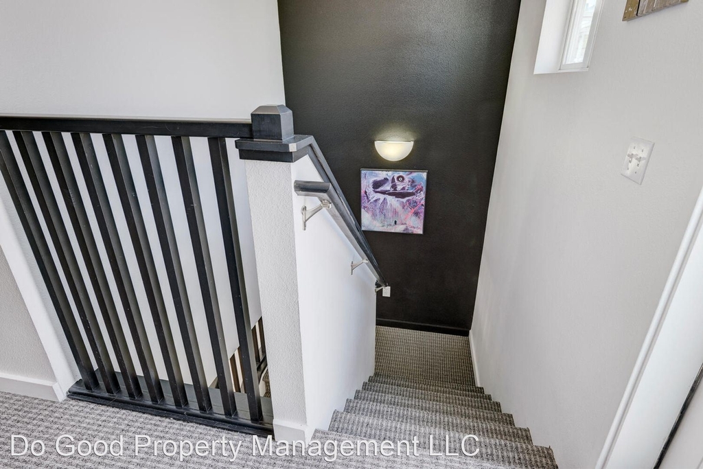 1463 W Grand Ave Apt 101 - Photo 15