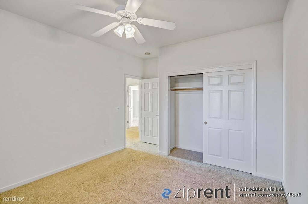 7050 Emerald Street - Photo 12