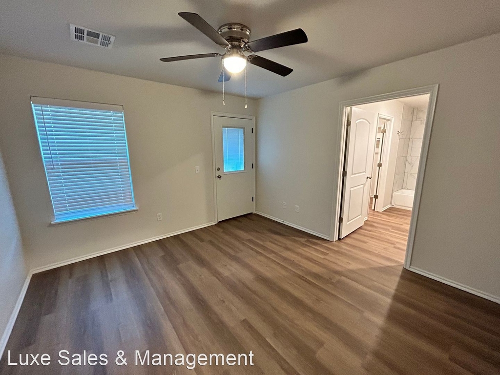 10816 Nw 119th Place - Photo 13