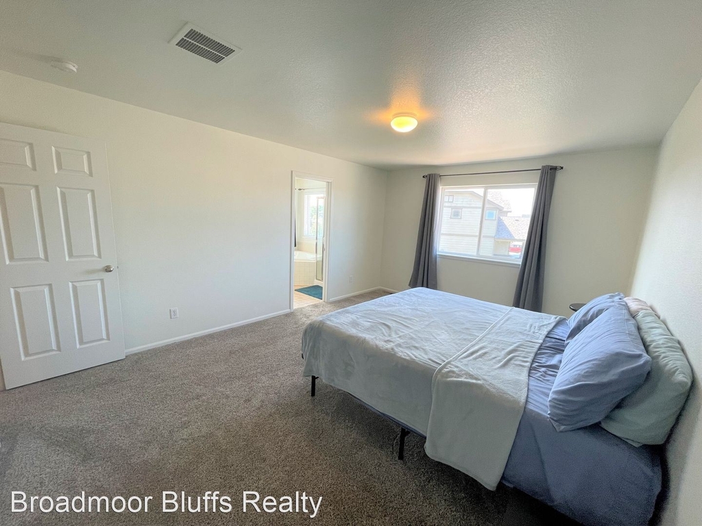 11850 Kalmath Way - Photo 20