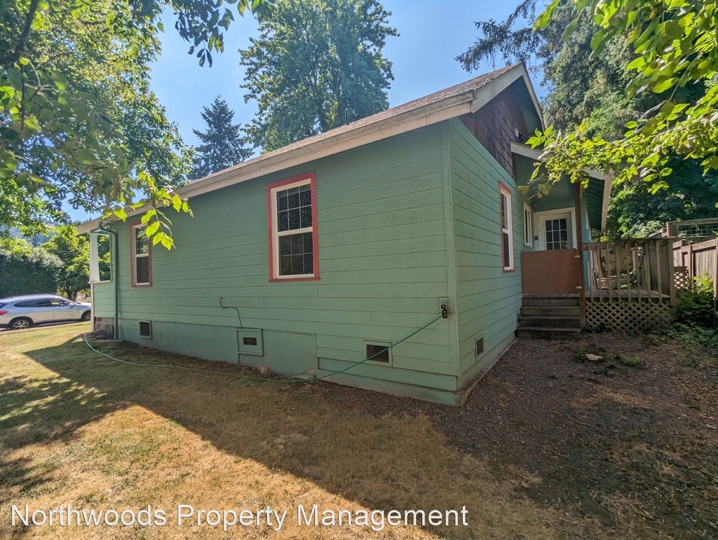 2496 Onyx St - Photo 25