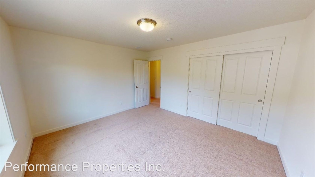 13618 Se Genoa Drive - Photo 21