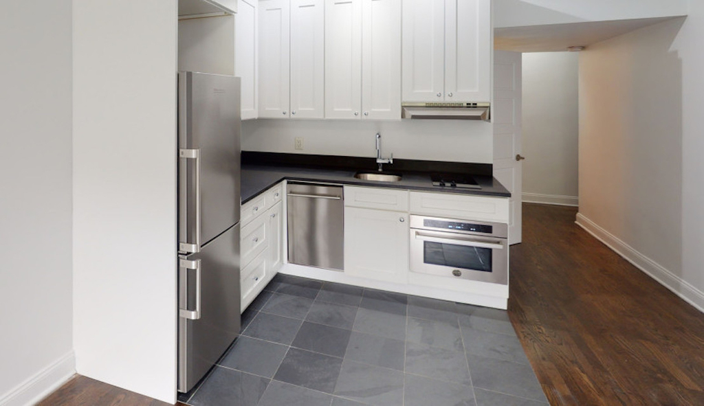 160 West 71st Street - Photo 2