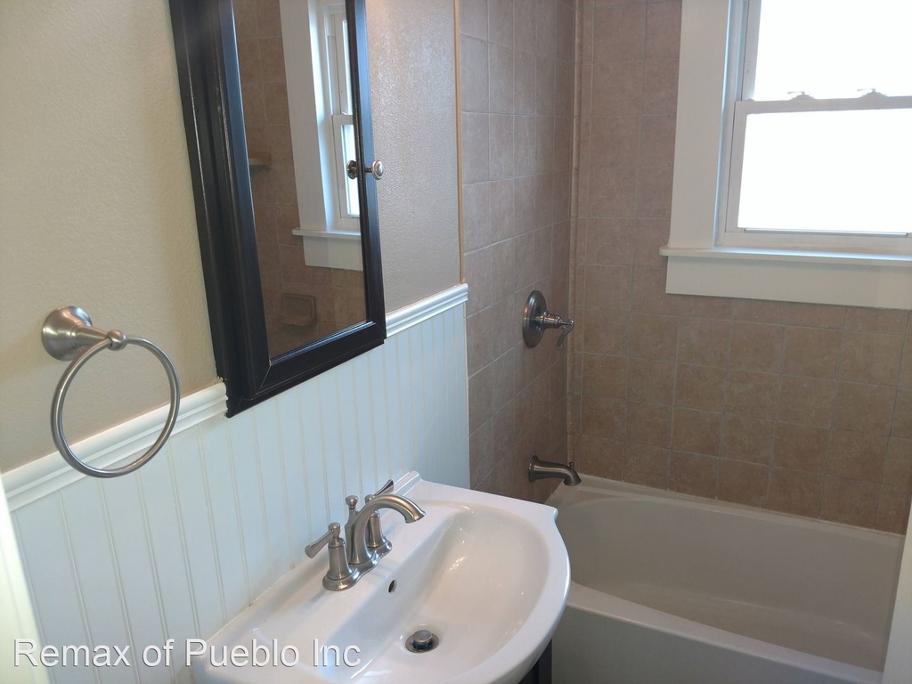 318 E Routt Ave - Photo 6