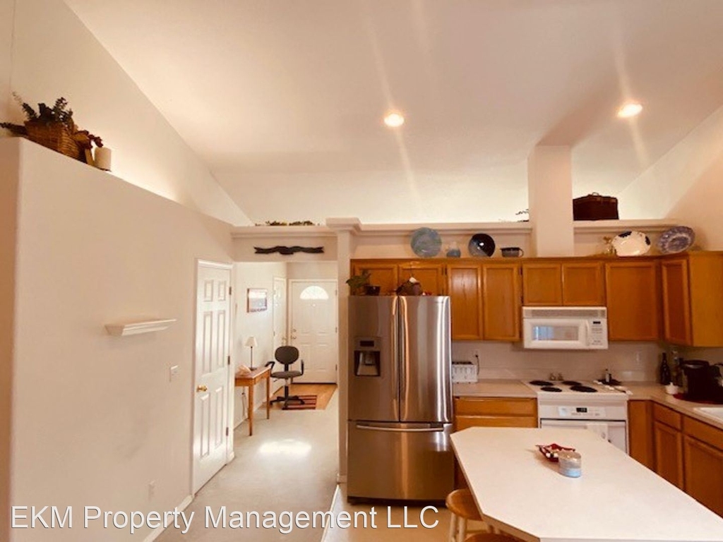 4416 Ne 133rd Ct. - Photo 6