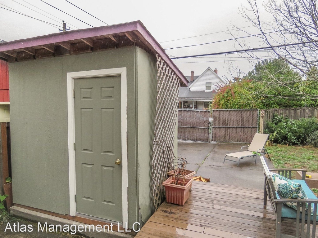 4638 N Haight Ave - Photo 19