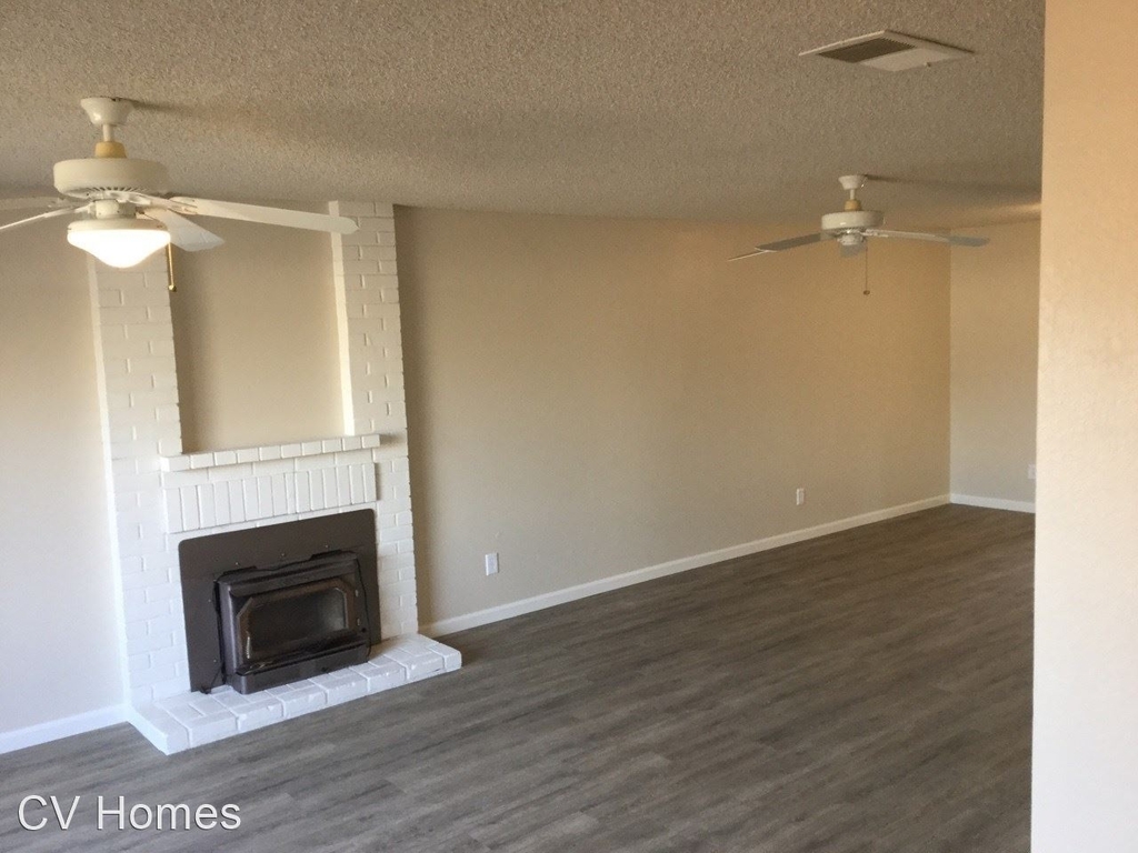 5933 E. Ramona Ave. - Photo 1