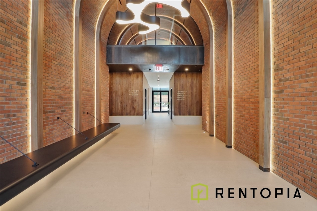 1010 Pacific Street - Photo 12