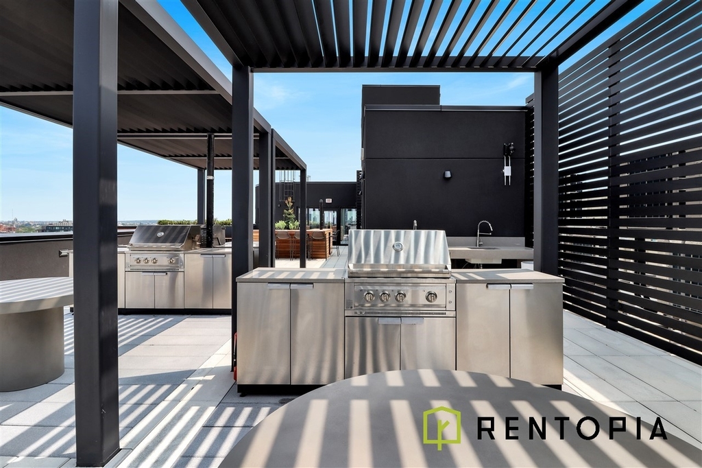 1010 Pacific Street - Photo 17