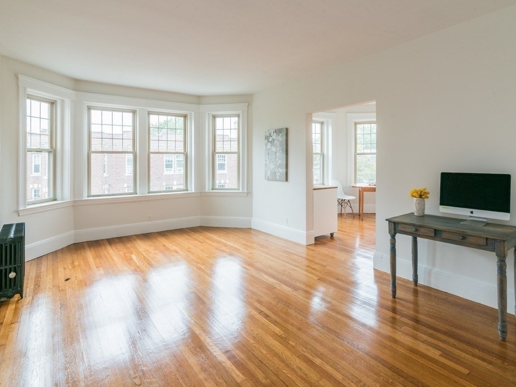 71 Babcock Street - Photo 2