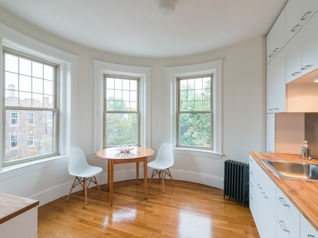 71 Babcock Street - Photo 0