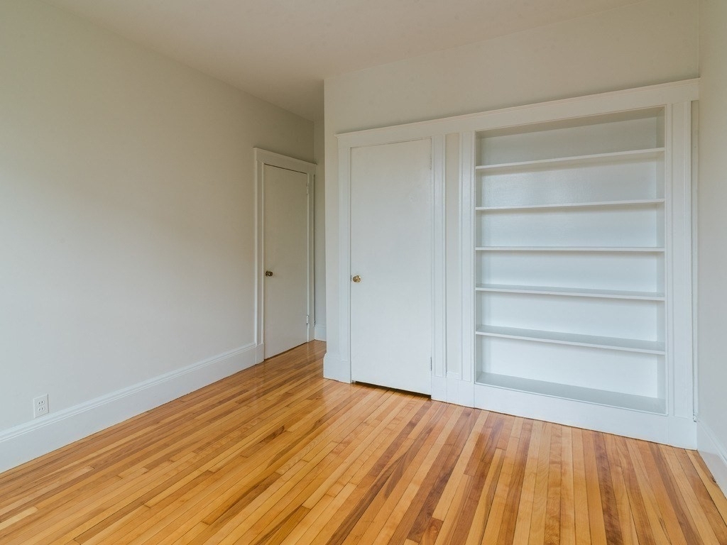 71 Babcock Street - Photo 10