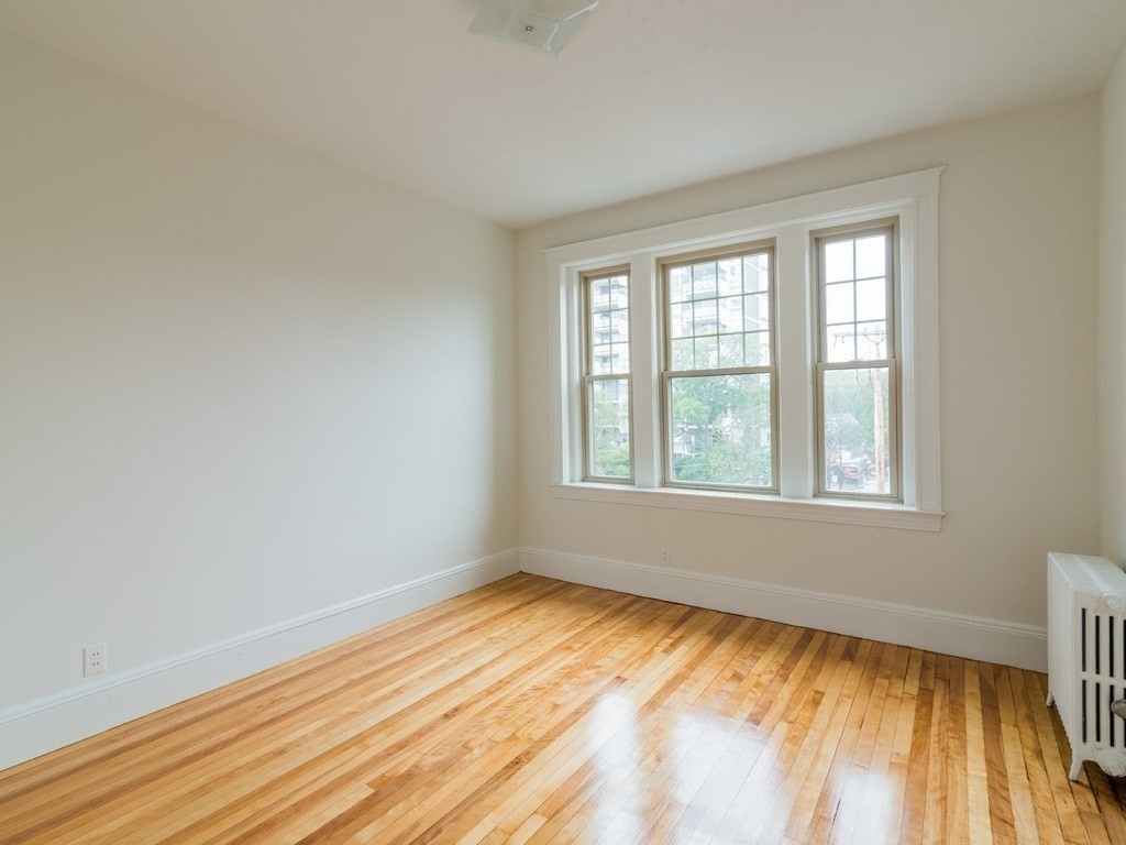 71 Babcock Street - Photo 9