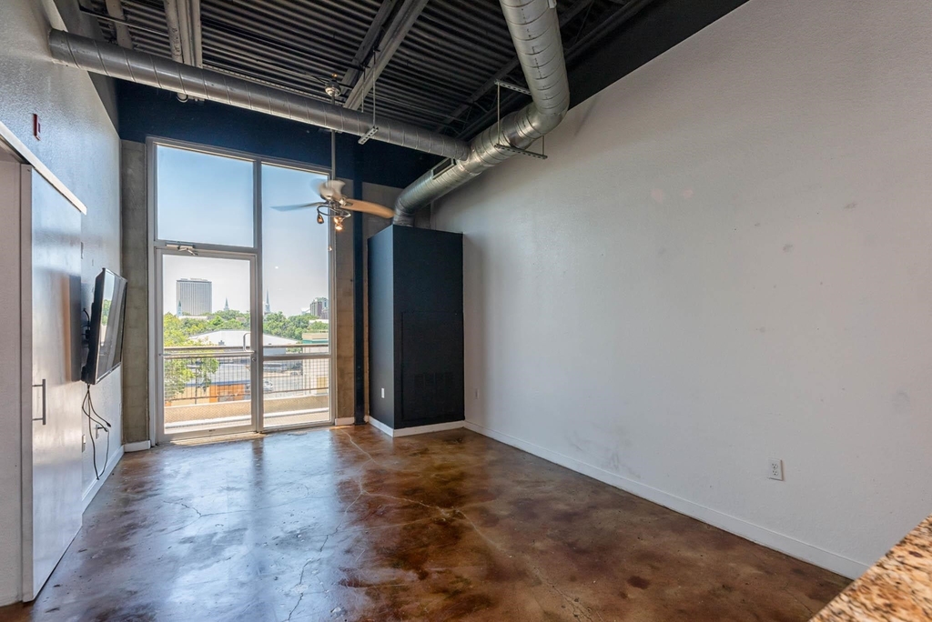 420 N Adams Street - Photo 1