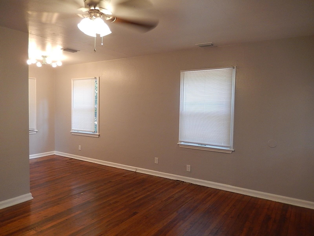 768 Arkansas Street - Photo 2