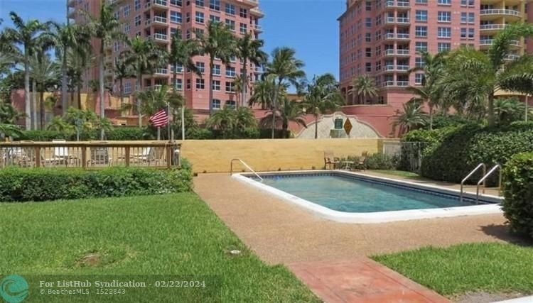 2131 N Ocean Blvd - Photo 4