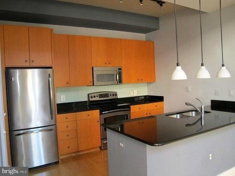 520 John Carlyle St #102 - Photo 15