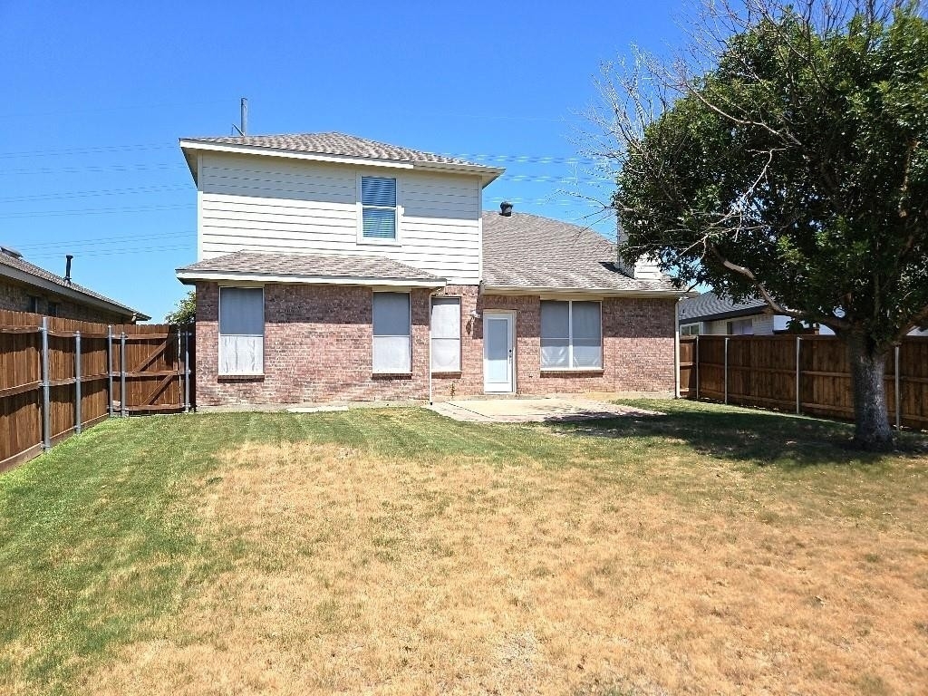 11425 Lauren Way - Photo 2