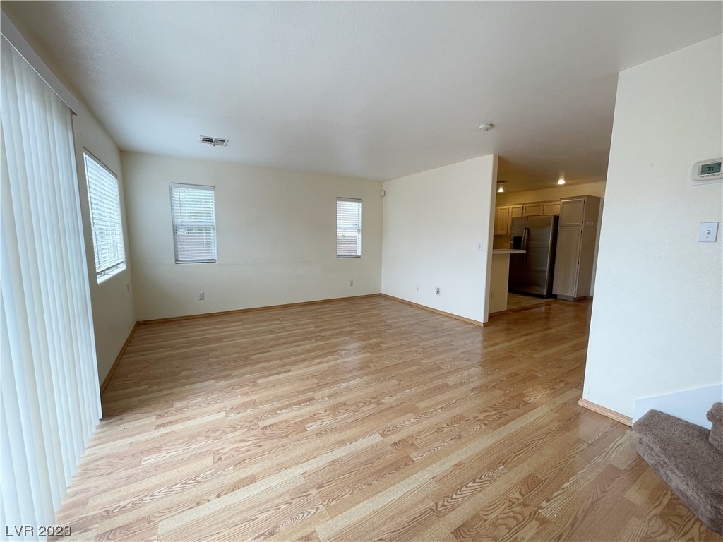 5635 Leaning Oak Avenue - Photo 4