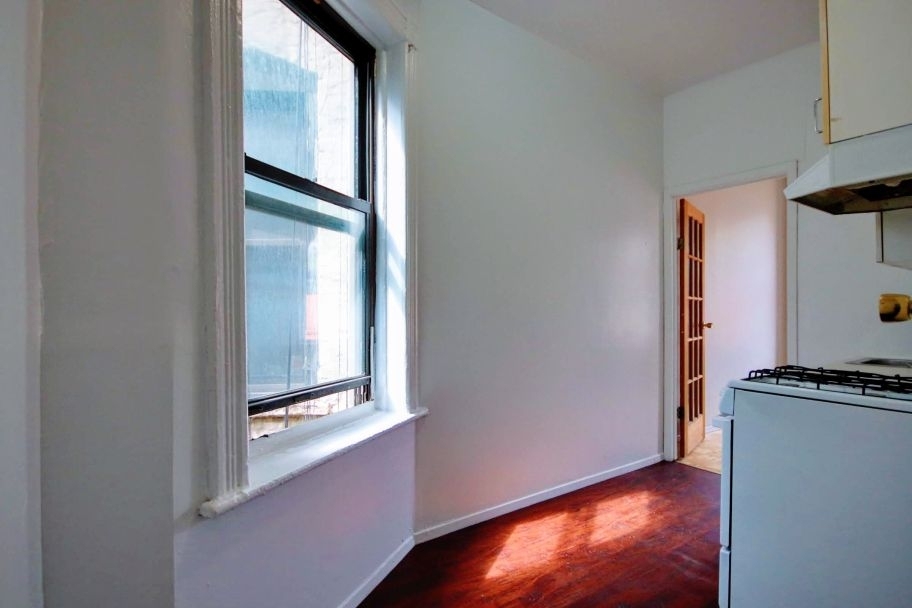 34 East 7th Street - Photo 1