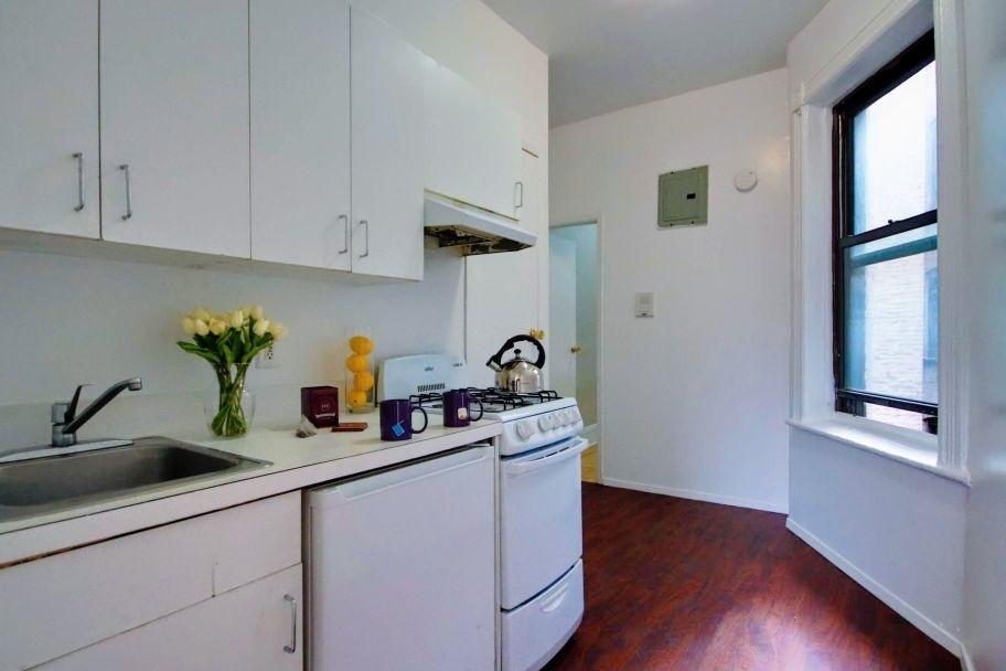 34 East 7th Street - Photo 0