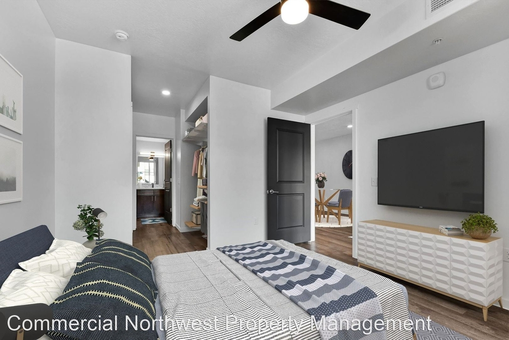 8255 W Limelight St - Photo 1