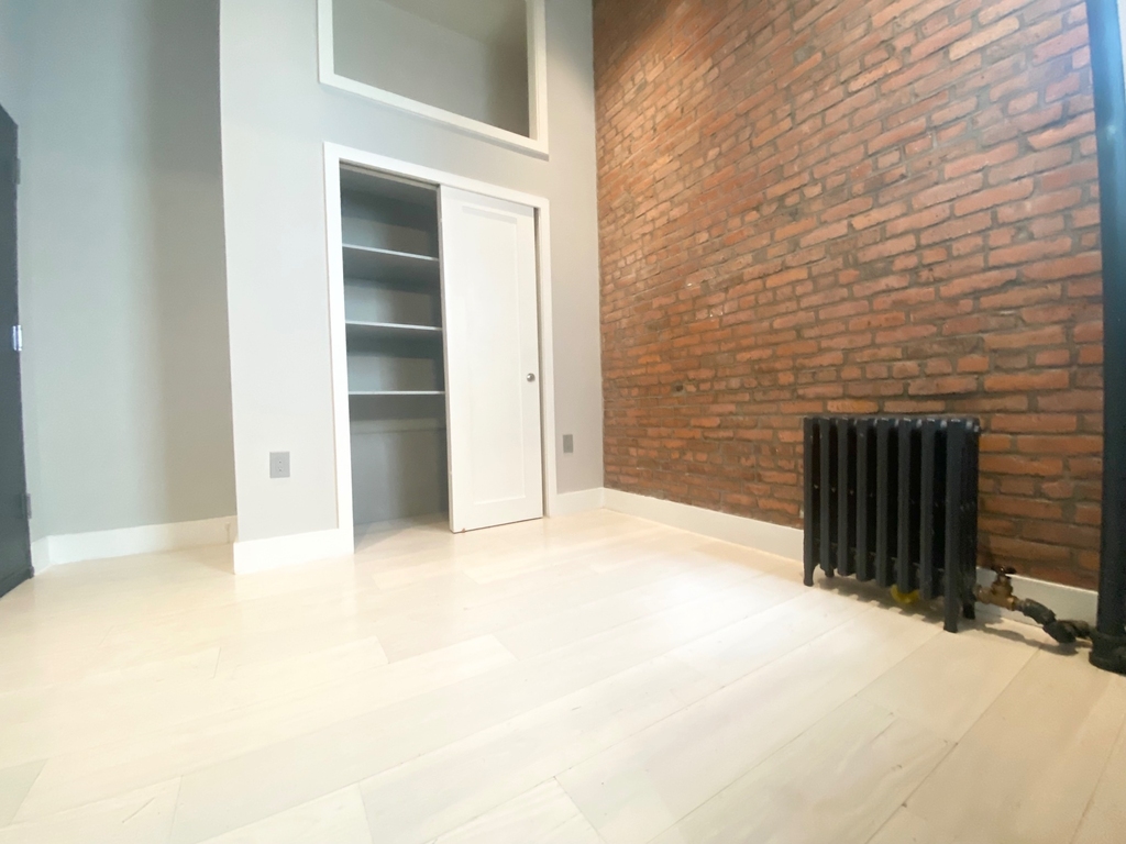 West 51st Street - Photo 1