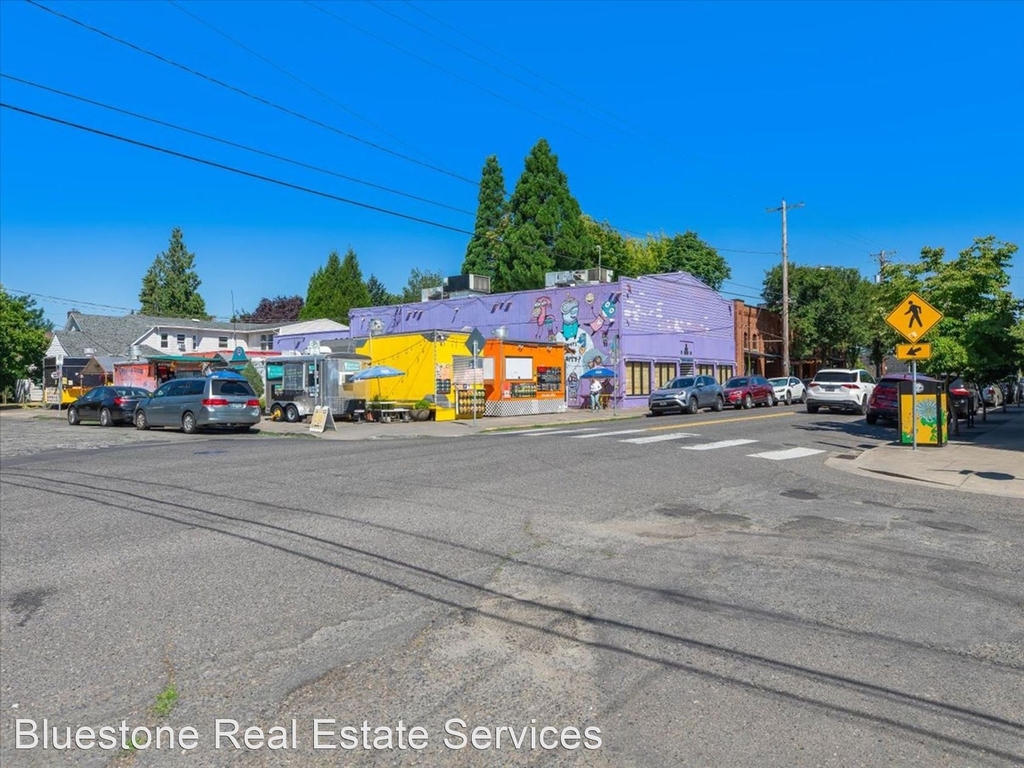 7826-7842 Se Milwaukie/ 1654-1674 Se Lambert Street/7803-7819 Se 17th Ave - Photo 11