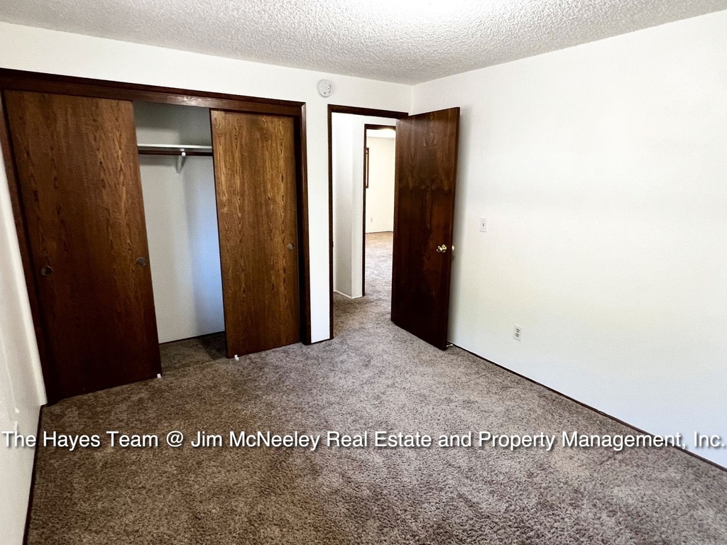 380 Ne Hyde Circle - Photo 16