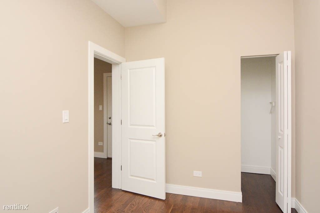 2637 W. Potomac, Unit 8 - Photo 17