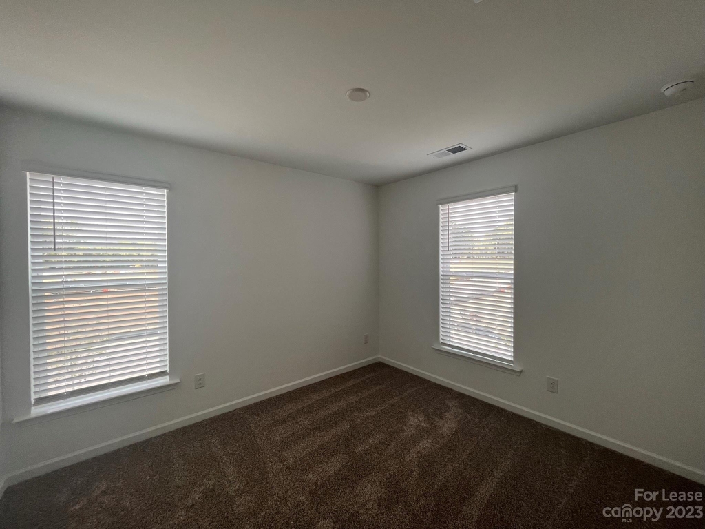 16305 Leading Street - Photo 15