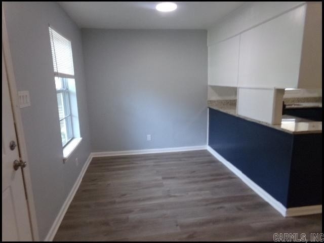 4932 Longview Drive - Photo 3