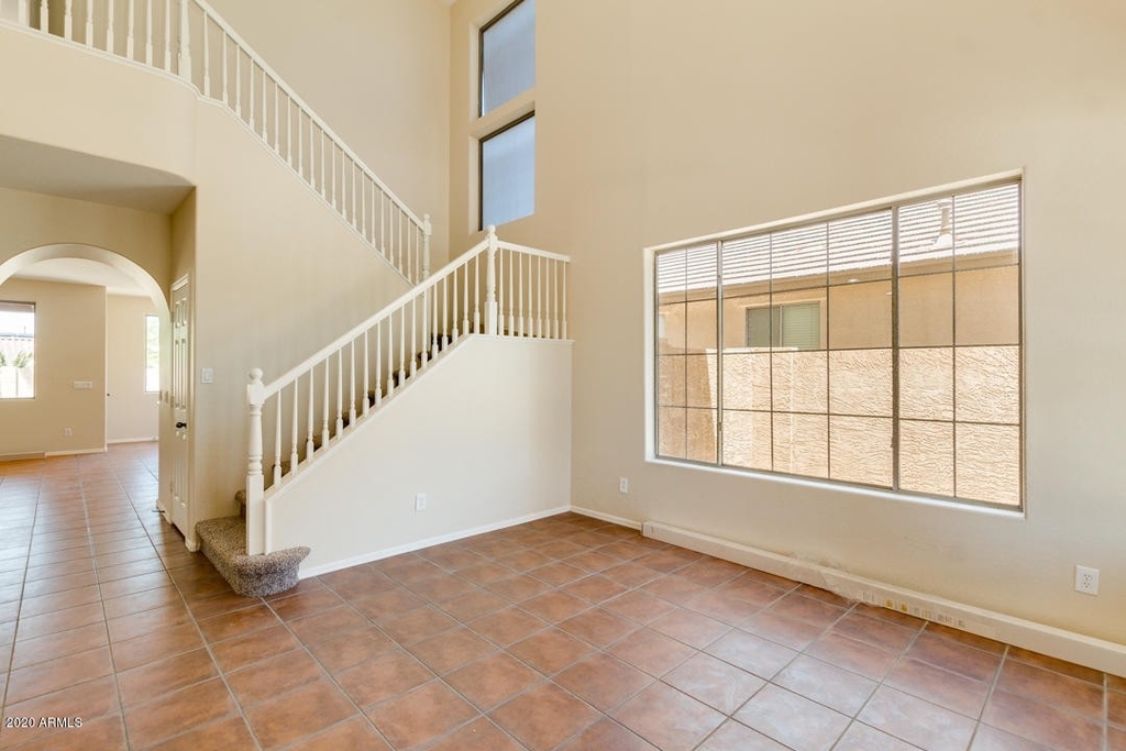 18350 W La Mirada Drive - Photo 3